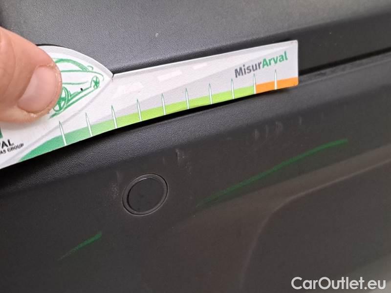 Citroen  C5 CITROEN  AIRCROSS / 2018 / 5P / SUV BLUEHDI 130 SeS BUSINESS EAT8 #49