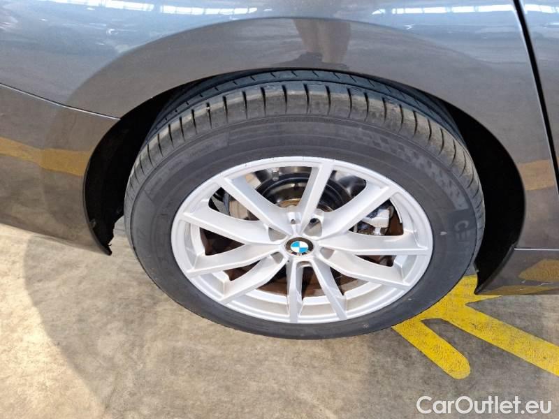 Bmw  Serie 3 BMW  / 2018 / 4P / BERLINA 320D 48V BUSINESS ADVANTAGE AUTO #101