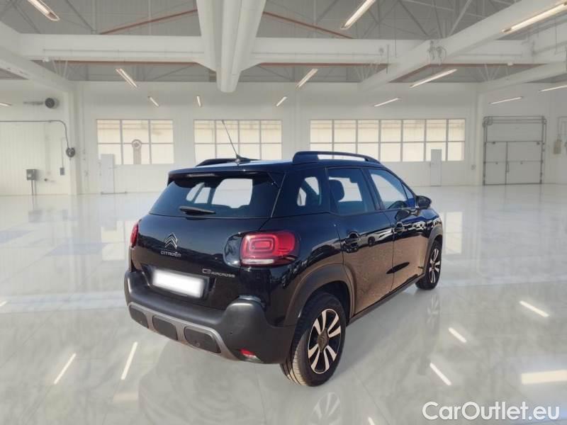 Citroen  C3 CITROEN  AIRCROSS / 2017 / 5P / SUV PURETECH 110 SeS SHINE #2
