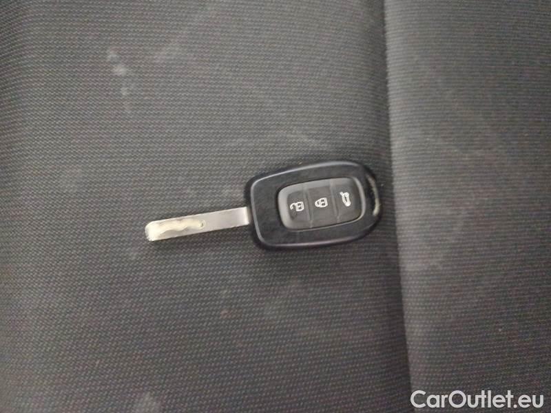 Dacia  Sandero DACIA  / 2020 / 5P / BERLINA 1.0 SCE STREETWAY ESSENTIAL #100