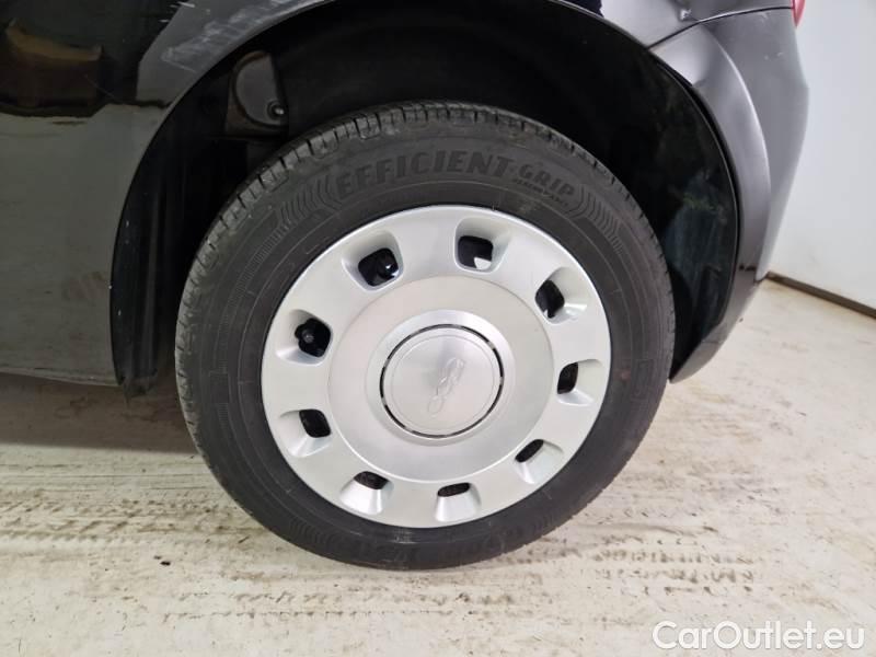 Fiat  500 FIAT  / 2015 / 3P / BERLINA 1.0 70CV IBRIDO CULT #19