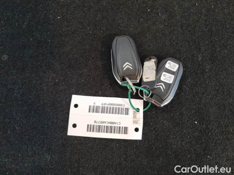 Citroen  C4 Grand Picasso CITROEN GRAND C4 SPACETOURER / 2016 / 5P / MONOVOLUME BLUEHDI 130 SeS EAT8 SHINE #112