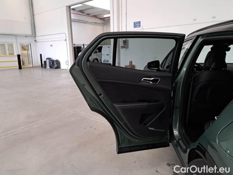 KIA  Sportage KIA  / 2021 / 5P / SUV 1.6 CRDI MHEV GT-LINE PLUS 4WD DCT #93
