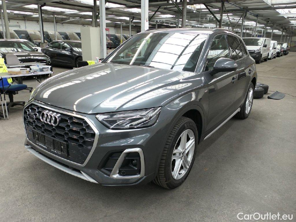 Audi  Q5  55 TFSI e quattro S line 2.0 TFSI 270KW AT7 E6d #1