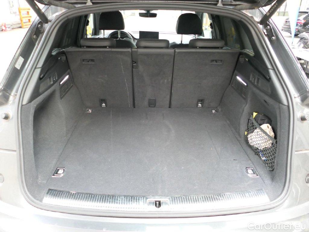 Audi  Q5  55 TFSI e quattro S line 2.0 TFSI 270KW AT7 E6d #11