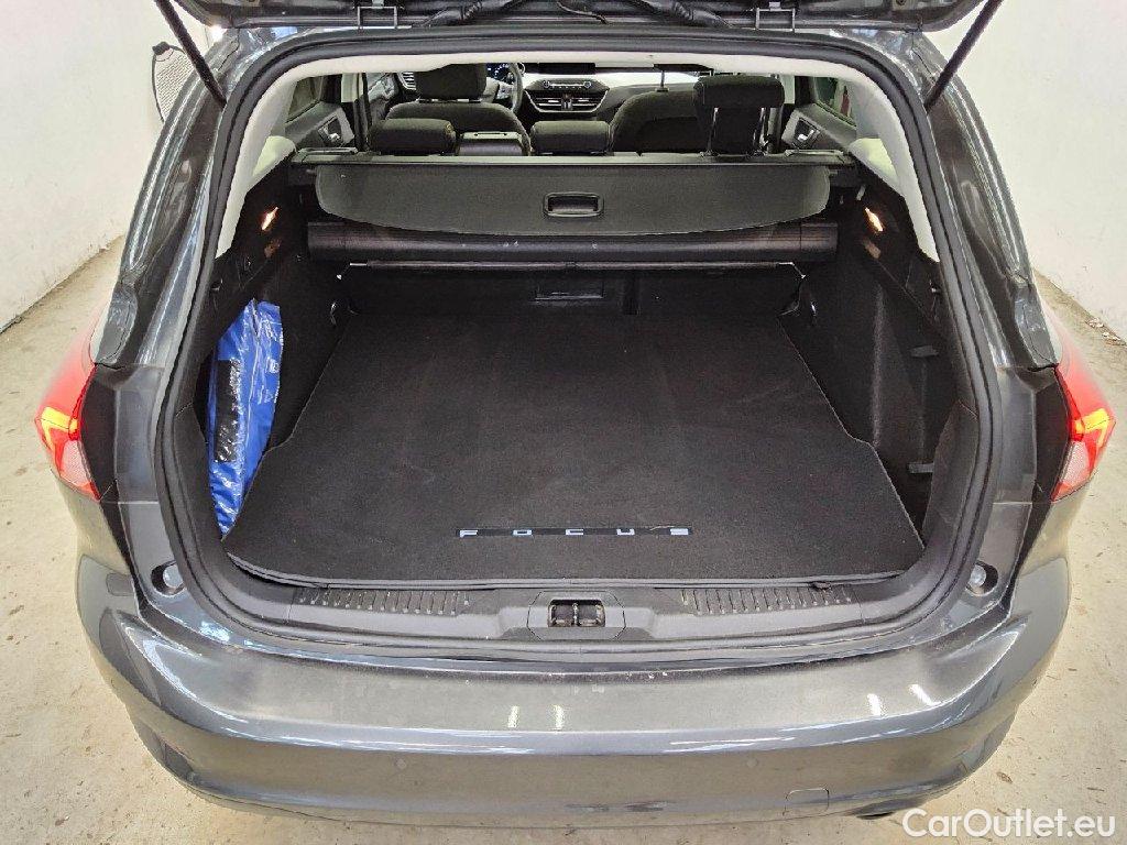 Ford  Focus  Turnier Cool & Connect 1.5 EcoBlue 88KW MT6 E6dT #10