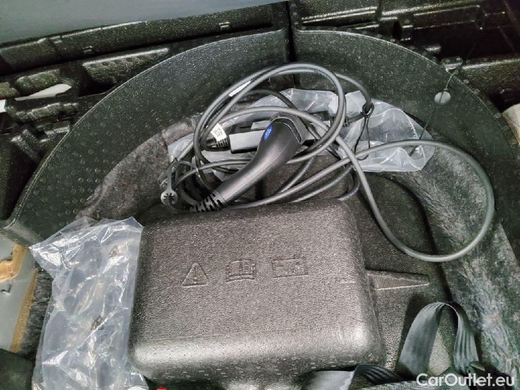 Ford  Kuga  Plug-In Hybrid ST-Line X 2.5 165KW ATV E6d #61