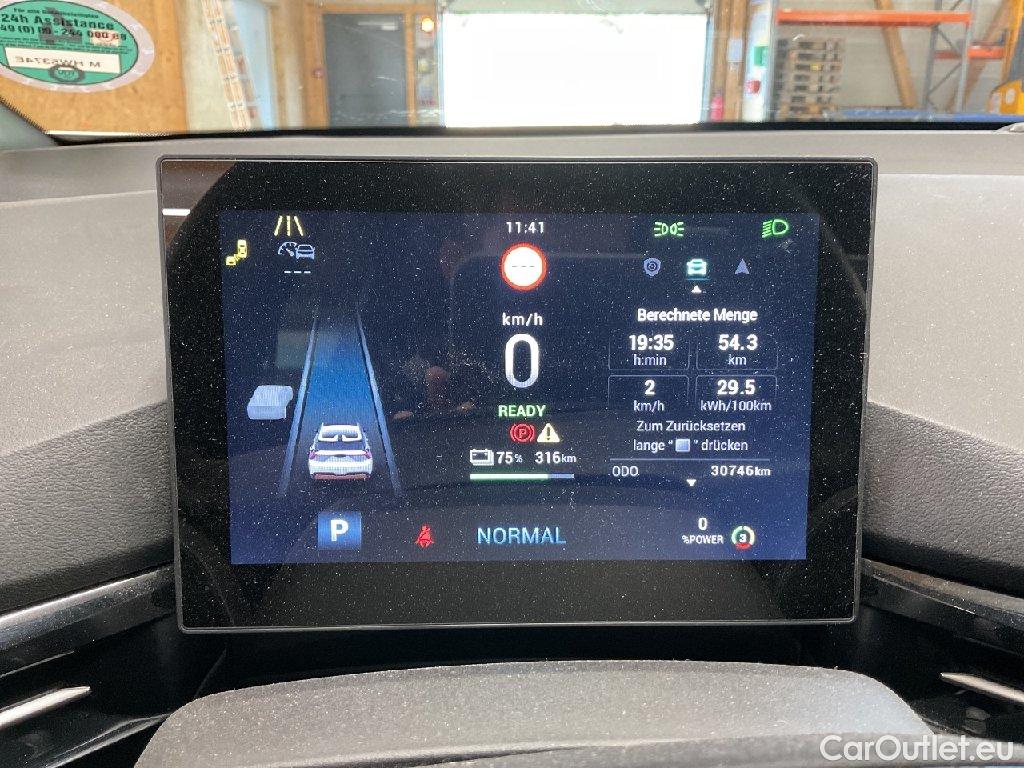 MG  EHS MG MG4 Luxury 5d 150kW #6