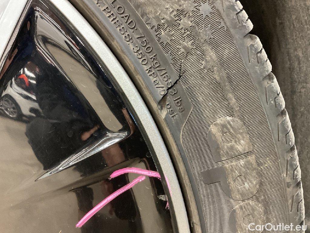 MG  EHS MG MG4 Luxury 5d 150kW #57