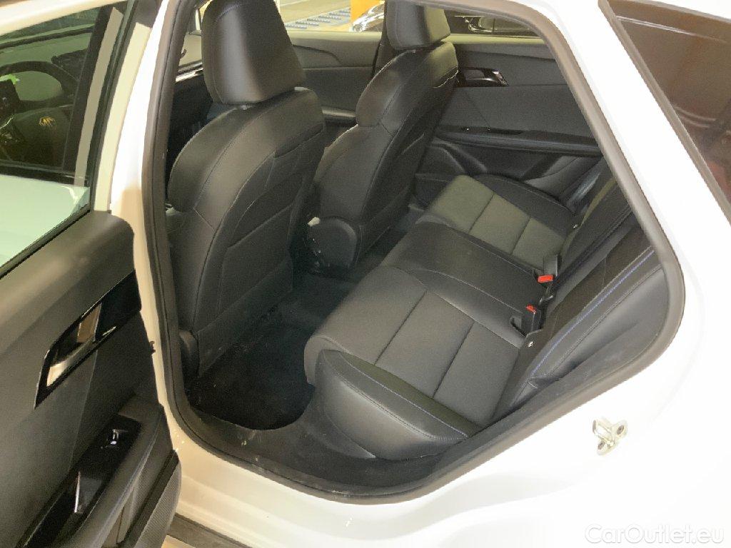 MG  EHS MG MG4 Luxury 5d 150kW #9