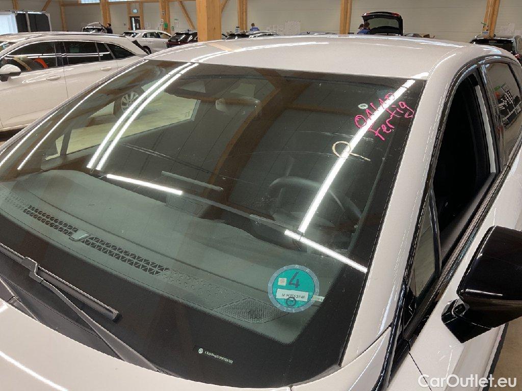 MG  EHS MG MG4 Luxury 5d 150kW #22