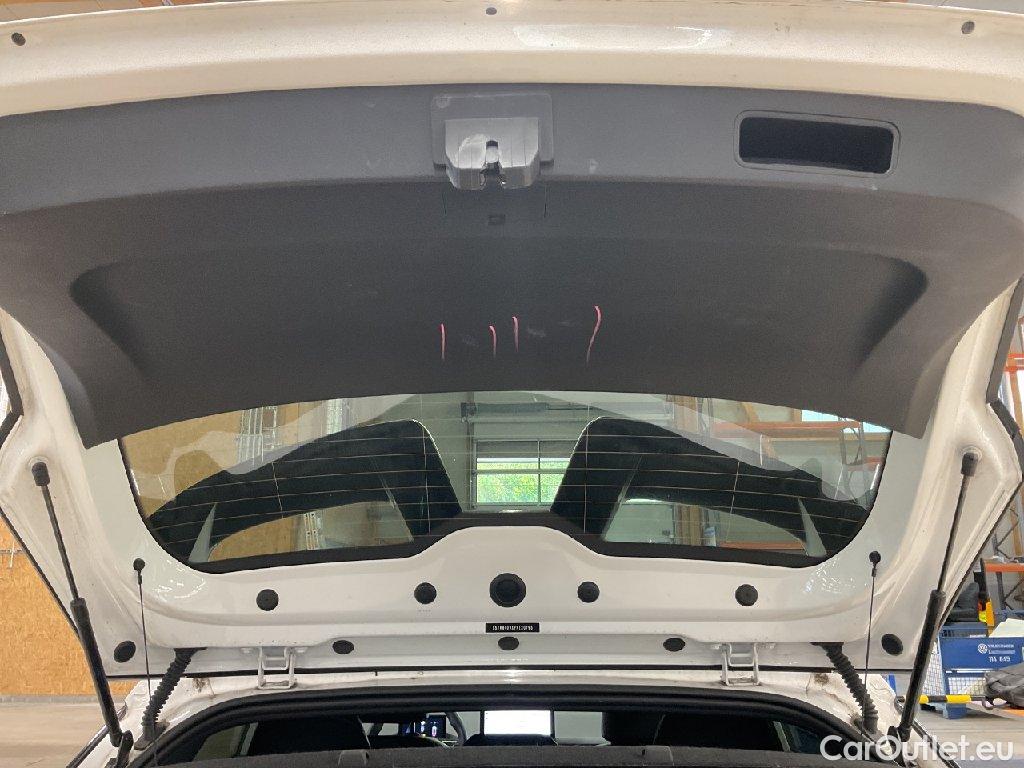 MG  EHS MG MG4 Luxury 5d 150kW #47