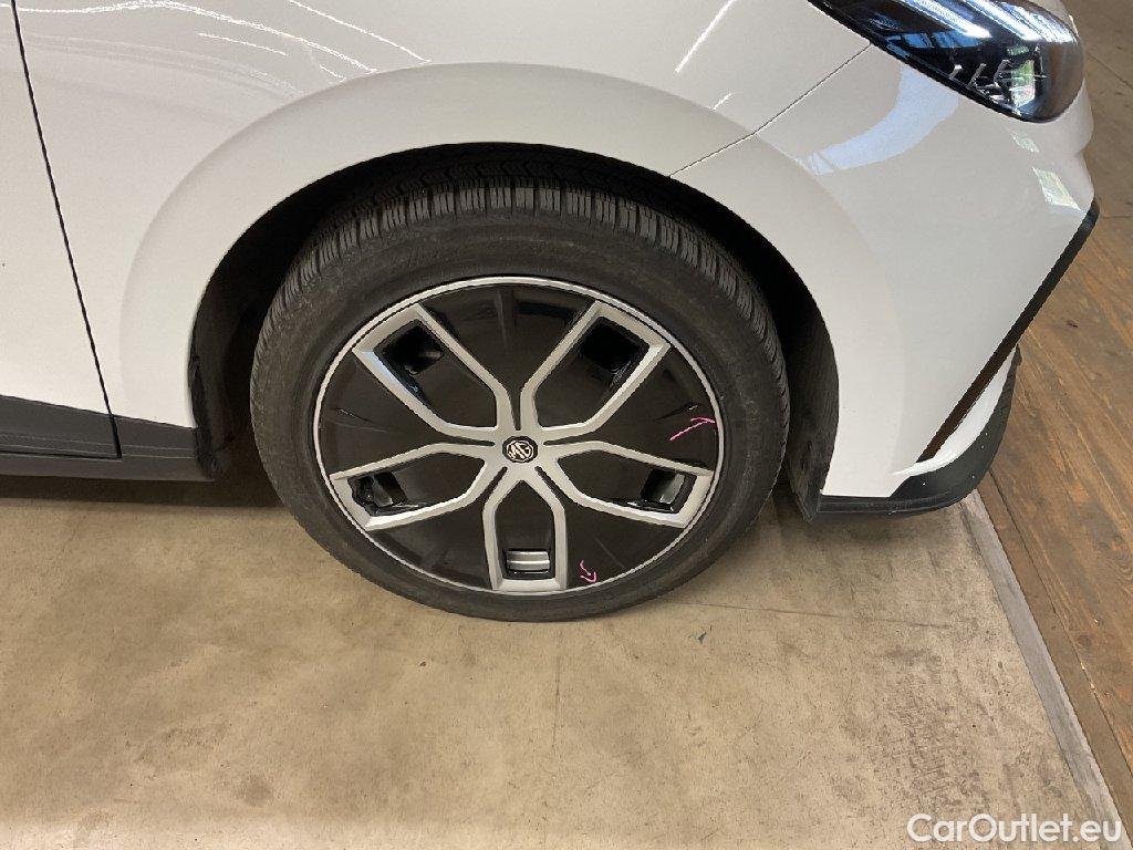 MG  EHS MG MG4 Luxury 5d 150kW #56