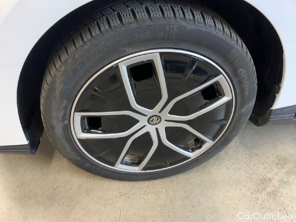 MG  EHS MG MG4 Luxury 5d 150kW #23
