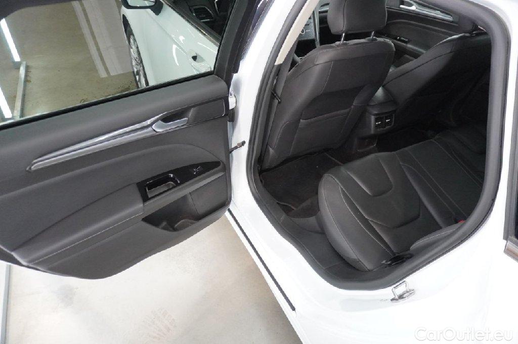 Ford  Mondeo  Turnier Titanium 2.0 EcoBlue #26