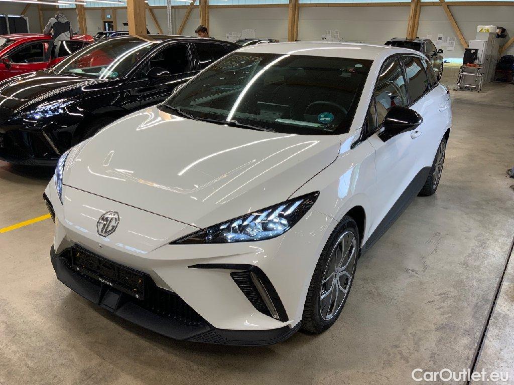MG  EHS MG MG4 Luxury 5d 150kW #1