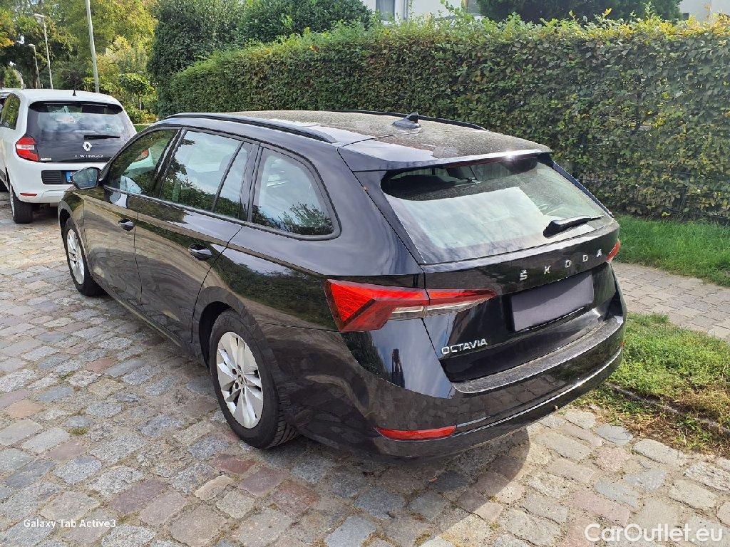Skoda  Octavia  Combi Ambition 2.0 TDI 85KW MT6 E6d #9