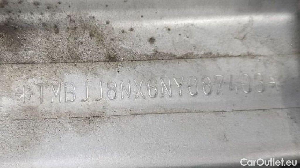 Skoda  Octavia  Combi Ambition 2.0 TDI 110KW AT7 E6d #5