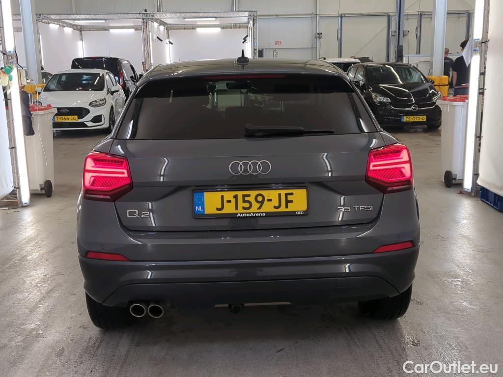 Audi  Q2 Audi  35 TFSI S tronic epic 5d #18