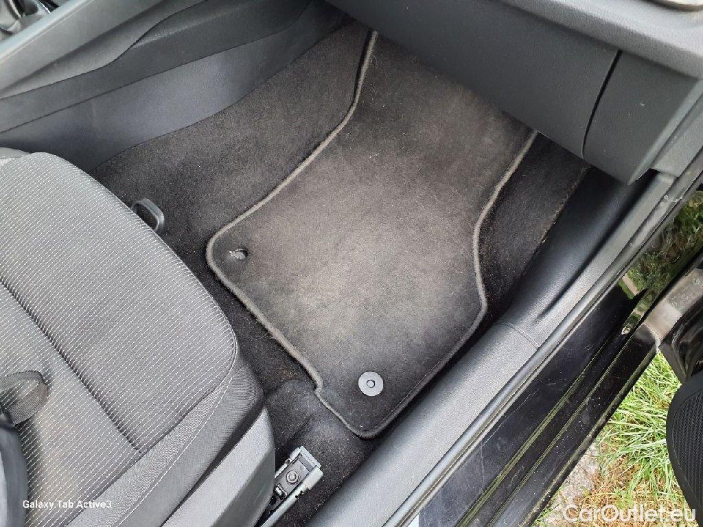 Skoda  Octavia  Combi Ambition 2.0 TDI 85KW MT6 E6d #64