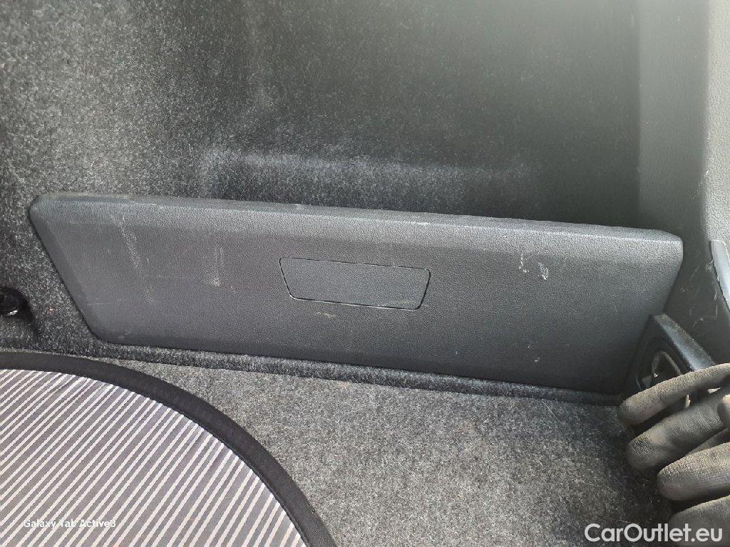 Skoda  Octavia  Combi Ambition 2.0 TDI 85KW MT6 E6d #45