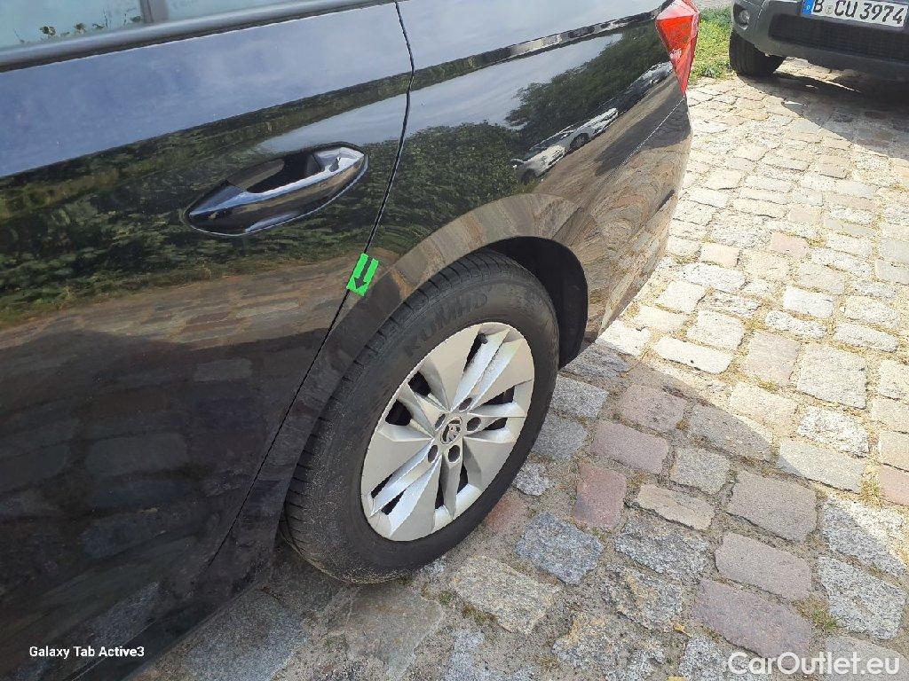 Skoda  Octavia  Combi Ambition 2.0 TDI 85KW MT6 E6d #32