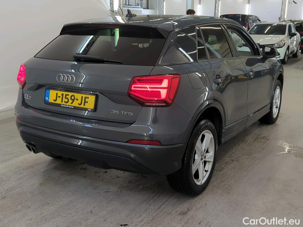 Audi  Q2 Audi  35 TFSI S tronic epic 5d #2