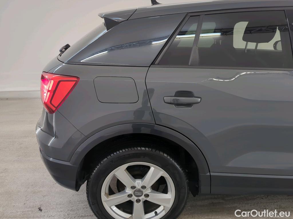 Audi  Q2 Audi  35 TFSI S tronic epic 5d #22