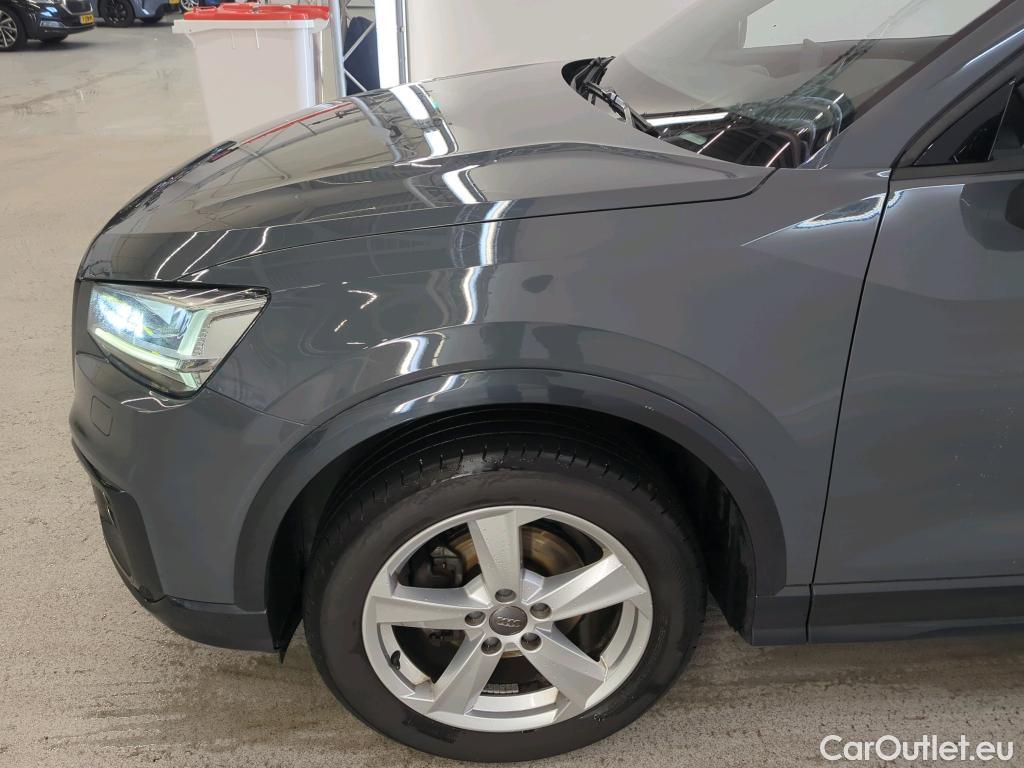 Audi  Q2 Audi  35 TFSI S tronic epic 5d #29