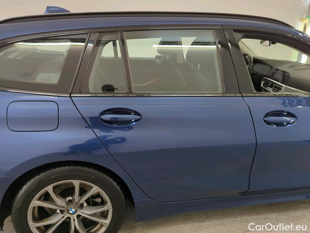 Bmw  Serie 3 BMW 3 Serie Touring 320iA Sport Line #17