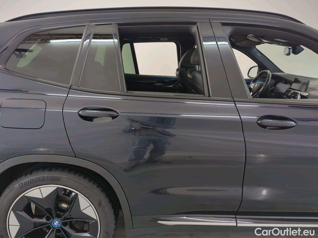 Bmw  iX3 BMW   High Executive 5d + Shadow Line #32
