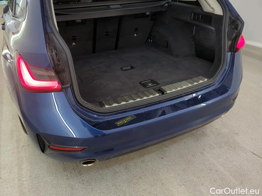 Bmw  Serie 3 BMW 3 Serie Touring 320iA Sport Line #42