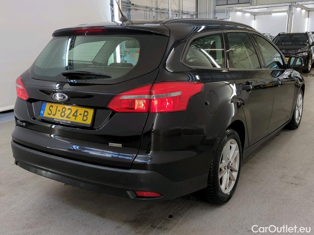 Ford  Focus Ford  1.0 EcoBoost Lease Edition 100 pk Wagon 5d #2
