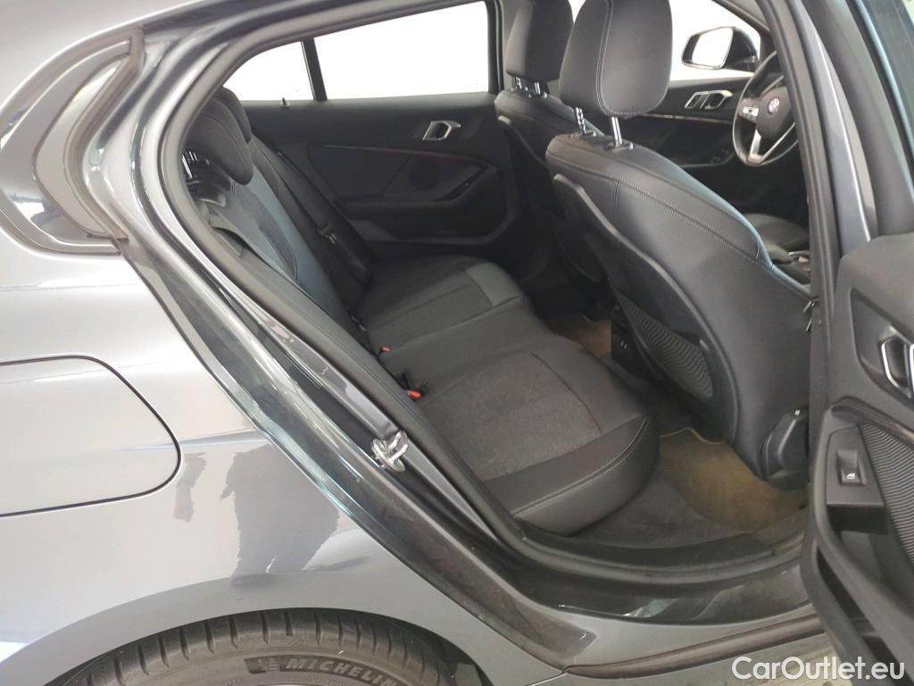 Bmw  Serie 1 BMW 1 18iA 5d Corporate Executive Sport #8