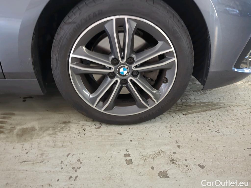 Bmw  Serie 1 BMW 1 18iA 5d Corporate Executive Sport #23