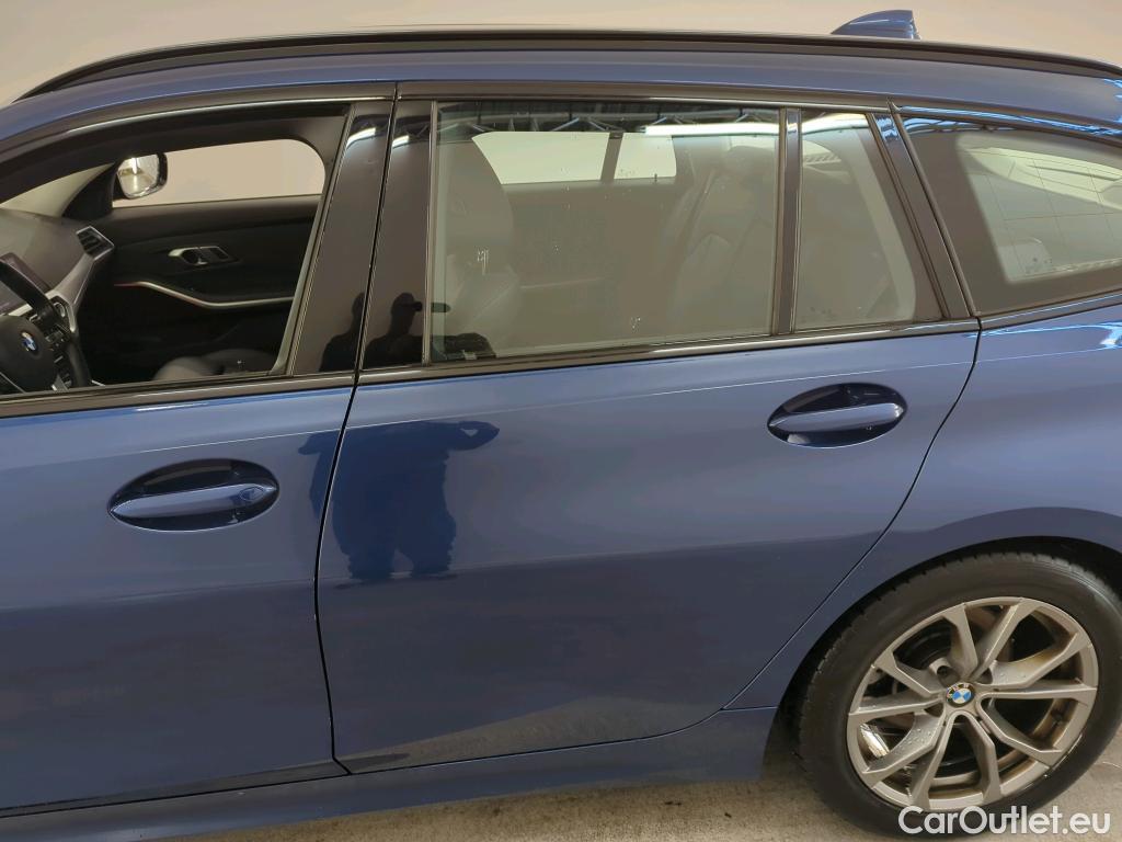 Bmw  Serie 3 BMW 3 Serie Touring 320iA Sport Line #26