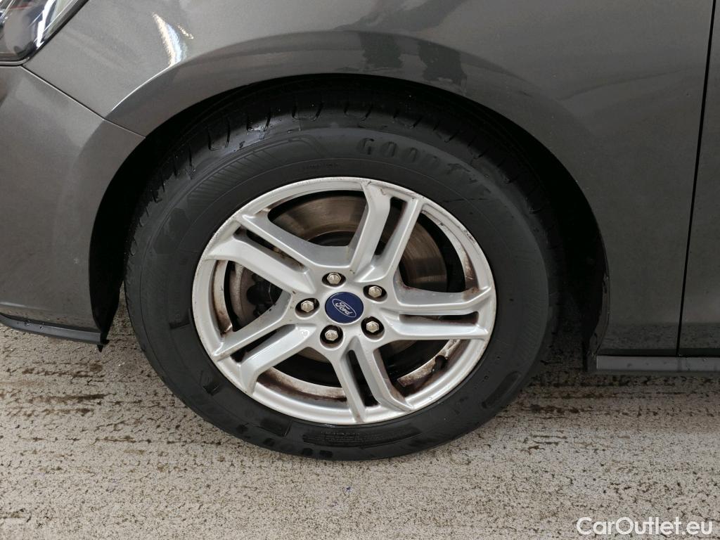 Ford  Focus Ford  1.0 EcoBo 100pk Trend Edition Bus Wagon 5d #29