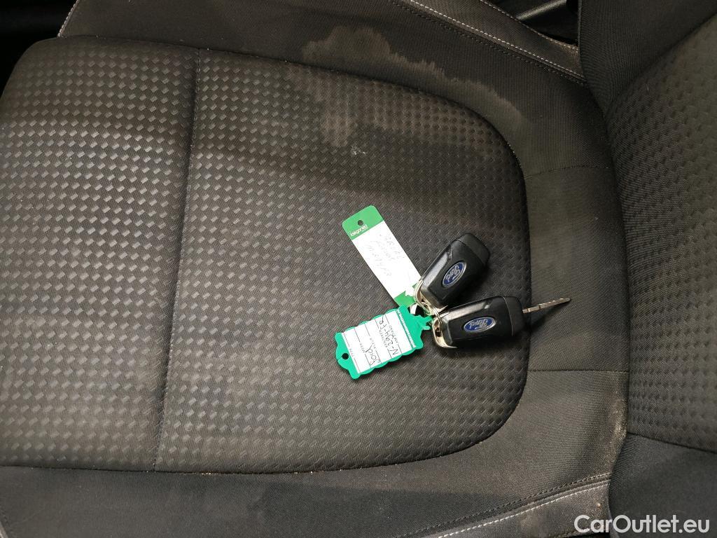 Ford  Focus Ford  1.0 EcoBo 100pk Trend Edition Bus Wagon 5d #4