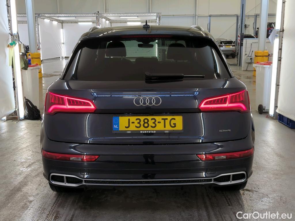 Audi  Q5 Audi  55 TFSI e quattro S tronic Competition 5d #29
