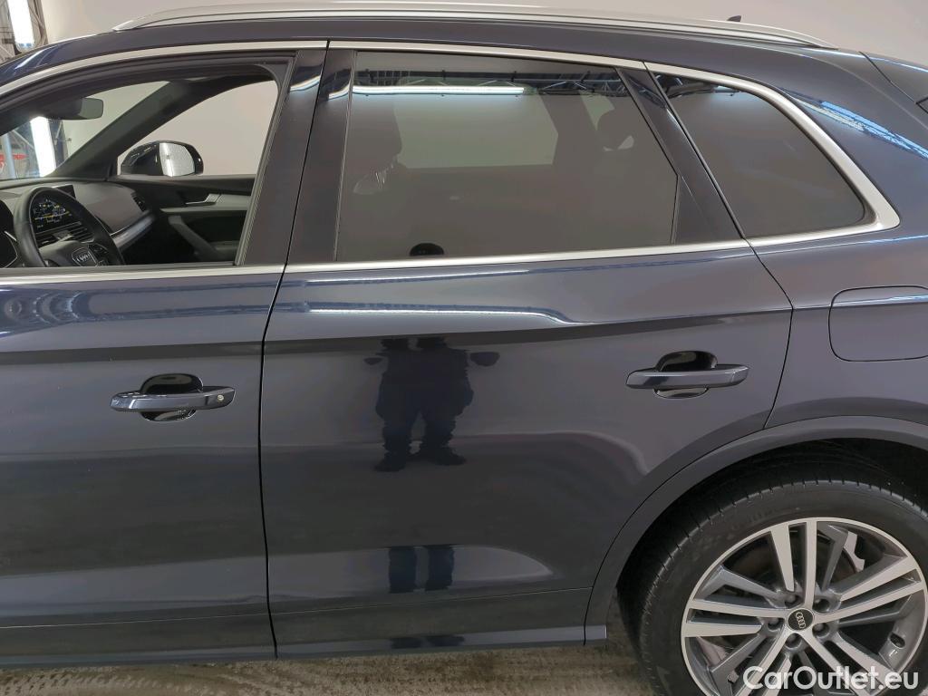 Audi  Q5 Audi  55 TFSI e quattro S tronic Competition 5d #33
