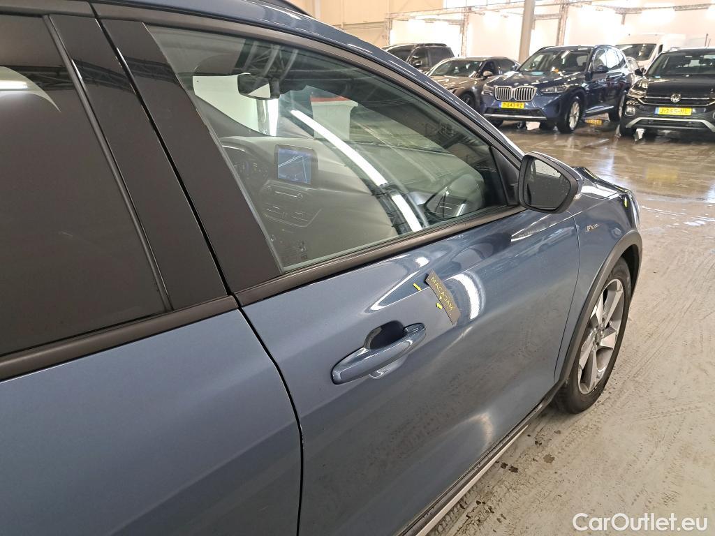 Ford  Focus Ford  1.0 EcoBo Hybr 155pk Active X Bus Wagon 5d #42