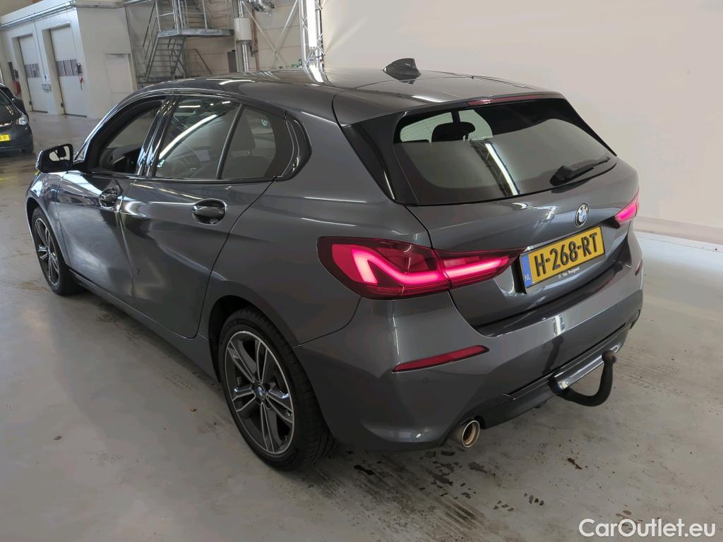 Bmw  Serie 1 BMW 1 18iA 5d Corporate Executive Sport #20