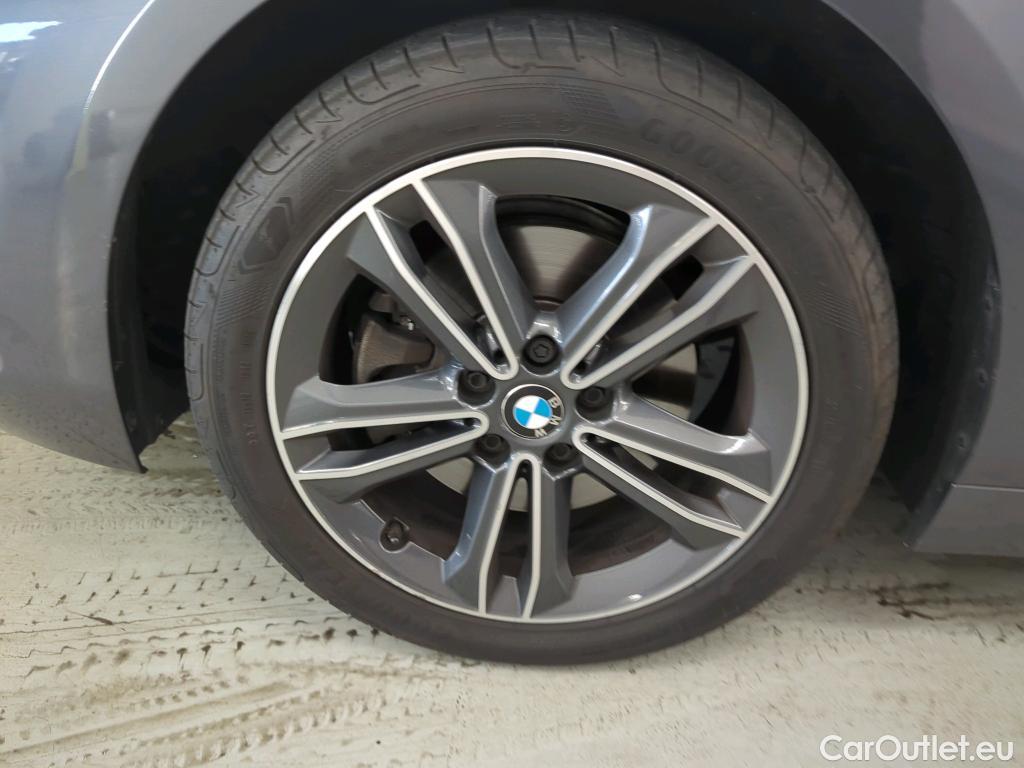 Bmw  Serie 1 BMW 1 18iA 5d Corporate Executive Sport #33
