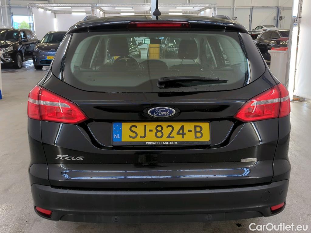 Ford  Focus Ford  1.0 EcoBoost Lease Edition 100 pk Wagon 5d #27