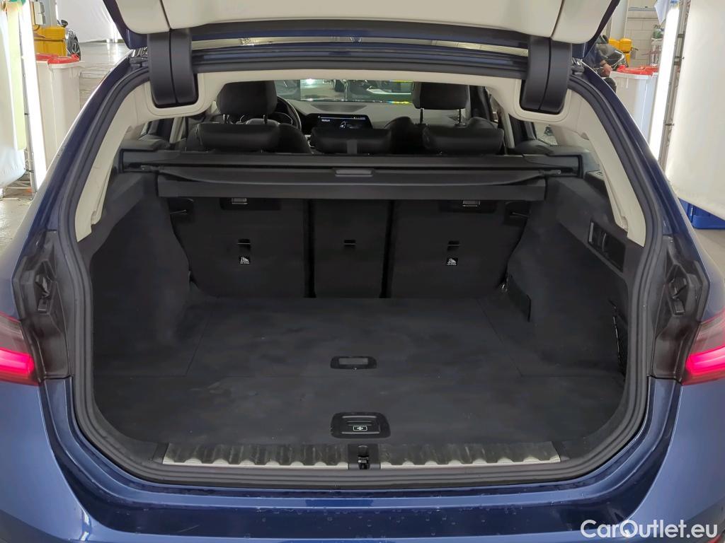 Bmw  Serie 3 BMW 3 Serie Touring 320iA Sport Line #8