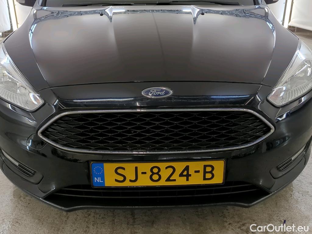 Ford  Focus Ford  1.0 EcoBoost Lease Edition 100 pk Wagon 5d #5