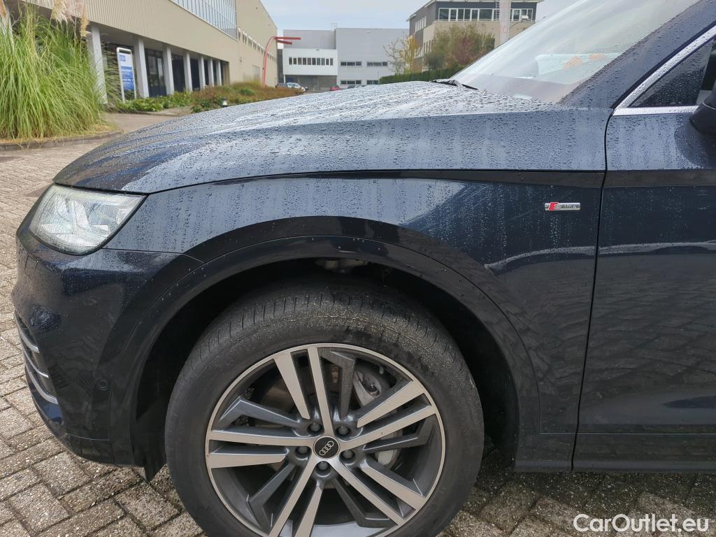 Audi  Q5 Audi  55 TFSI e quattro S tronic Competition 5d #61