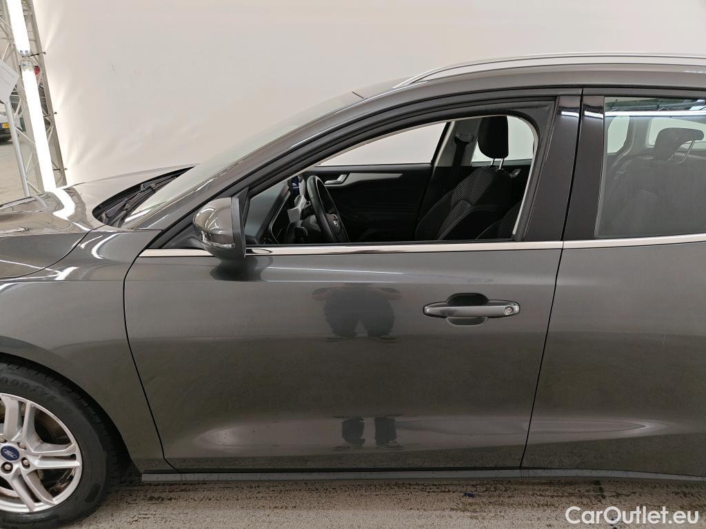 Ford  Focus Ford  1.0 EcoBo 100pk Trend Edition Bus Wagon 5d #27