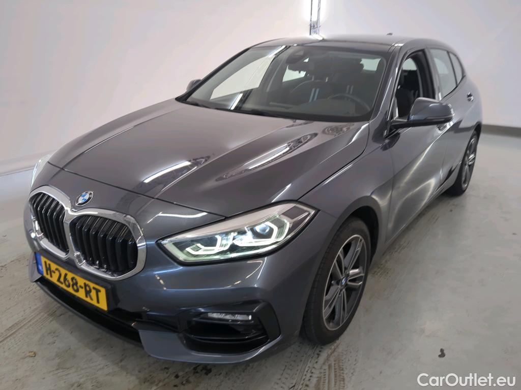 Bmw  Serie 1 BMW 1 18iA 5d Corporate Executive Sport #1