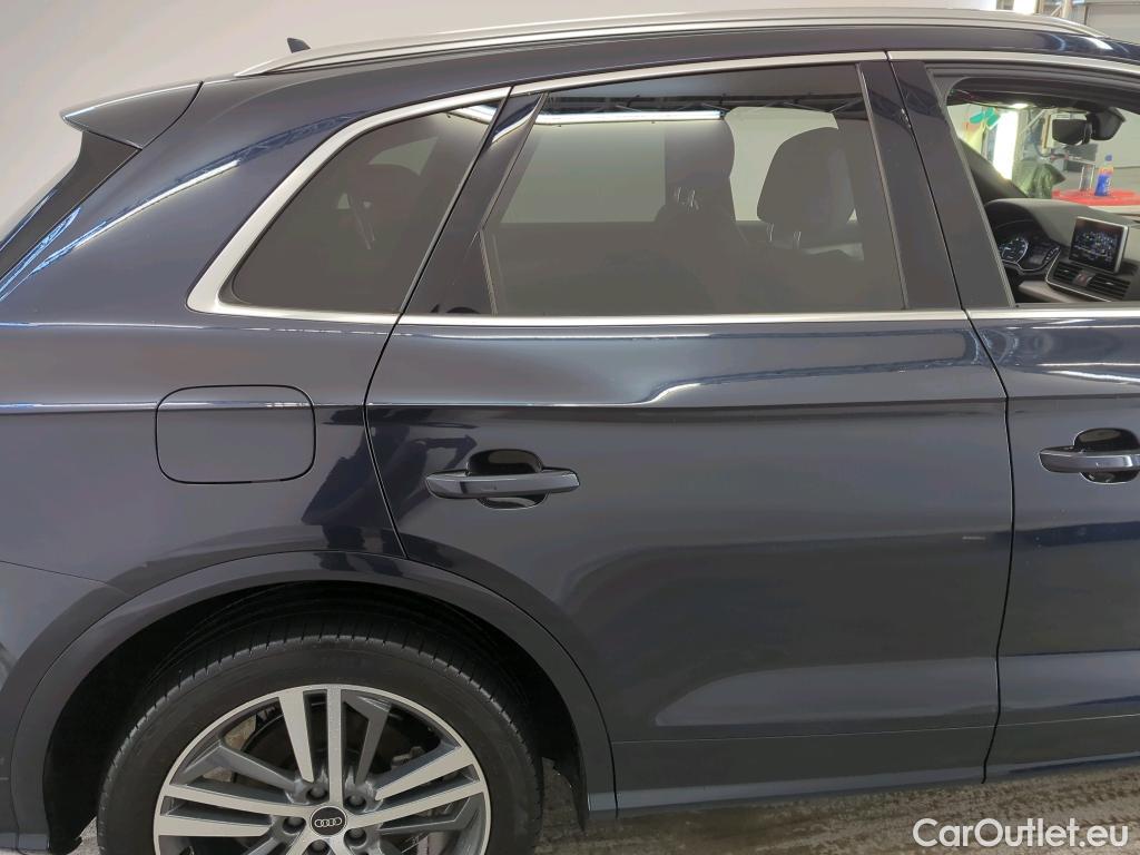 Audi  Q5 Audi  55 TFSI e quattro S tronic Competition 5d #47